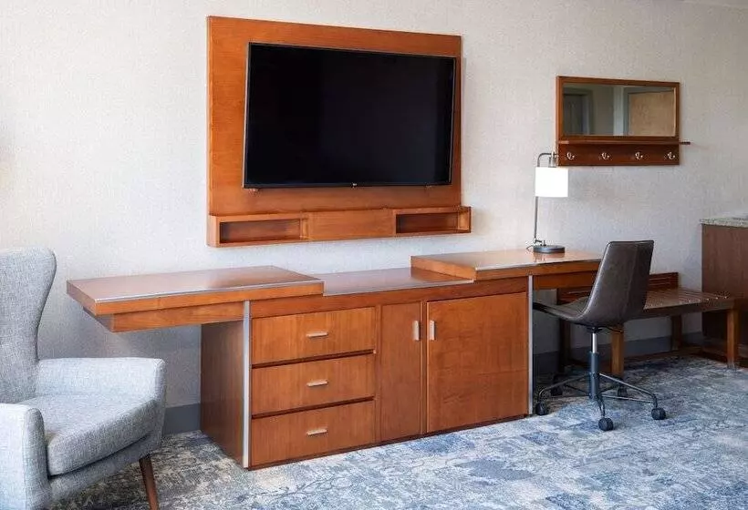 Hotelli Four Points By Sheraton Victoria Gateway