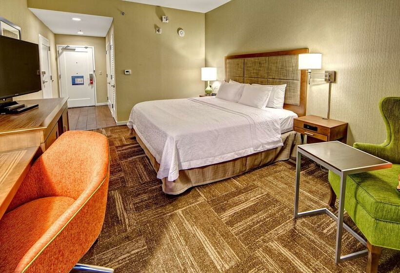 ホテル Hampton Inn & Suites Asheville Airport