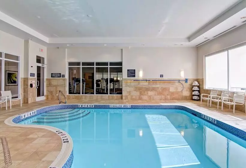 Holiday Inn Express Hotel & Suites Toronto Markham, An Ihg