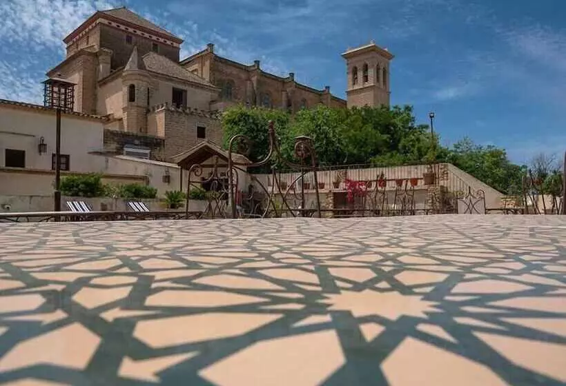 هتل Hospedería Del Monasterio