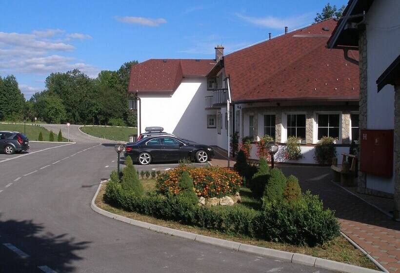 호텔 House Restaurant Sedra