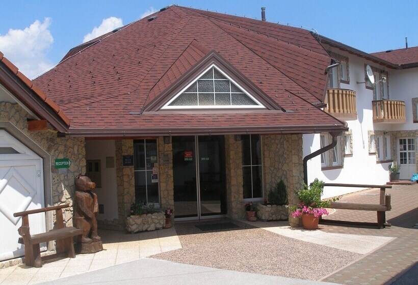 호텔 House Restaurant Sedra