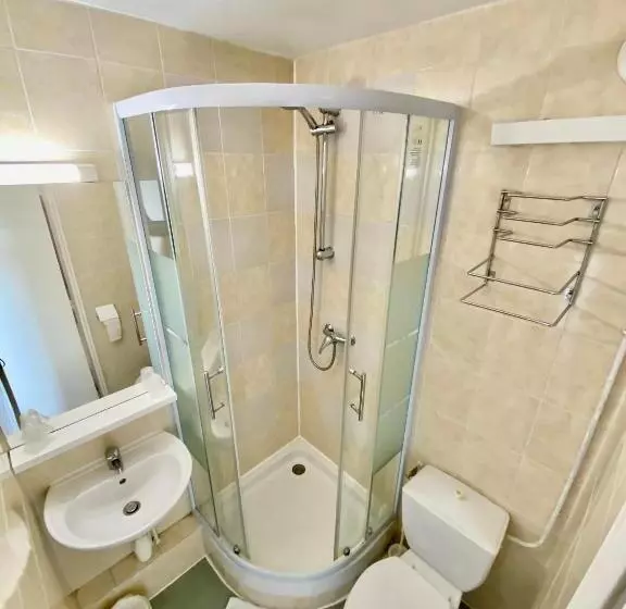 호텔 L Escale D Alès