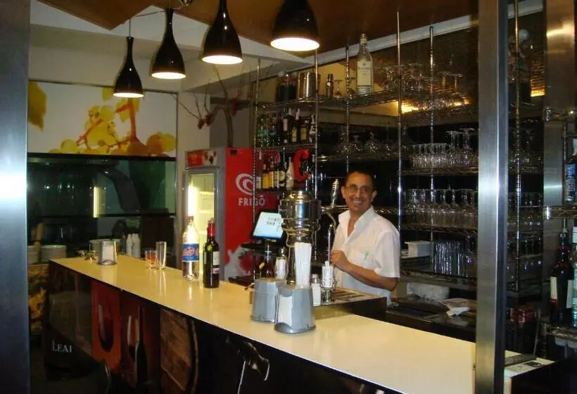 ホテル León Tierra De Vinos