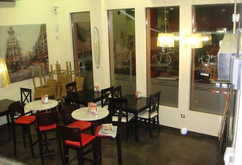 호텔 León Tierra De Vinos