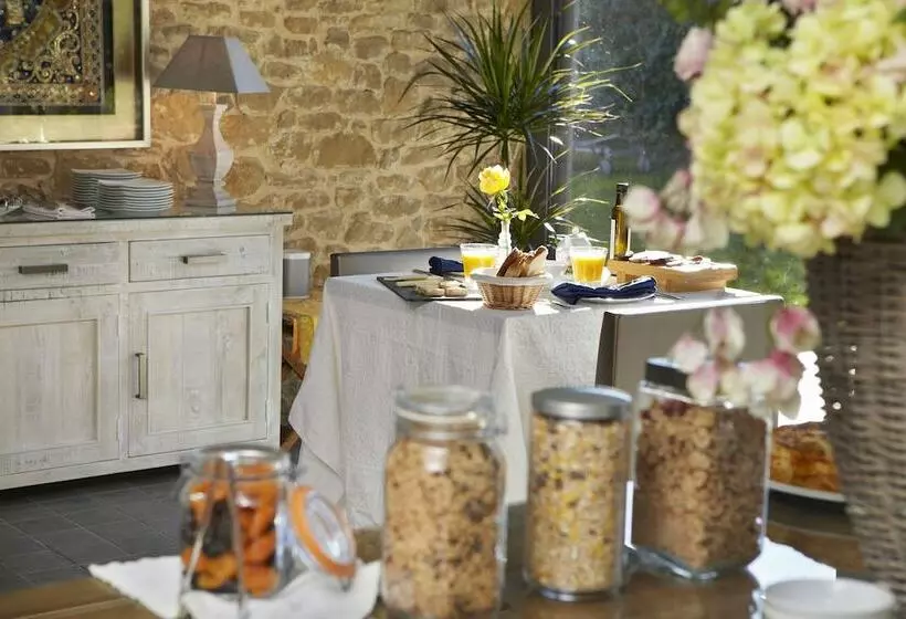 هتل روستایی El Racó De Madremanya Adults Only