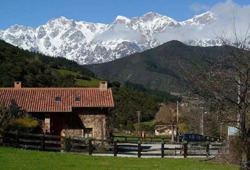 田舎風ホテル Posada La Casa De Frama