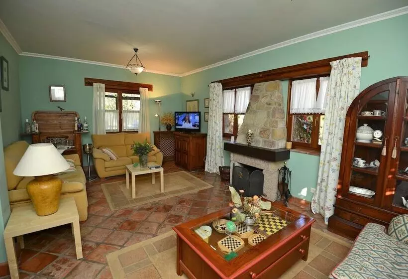 田舎風ホテル Posada La Casa De Frama