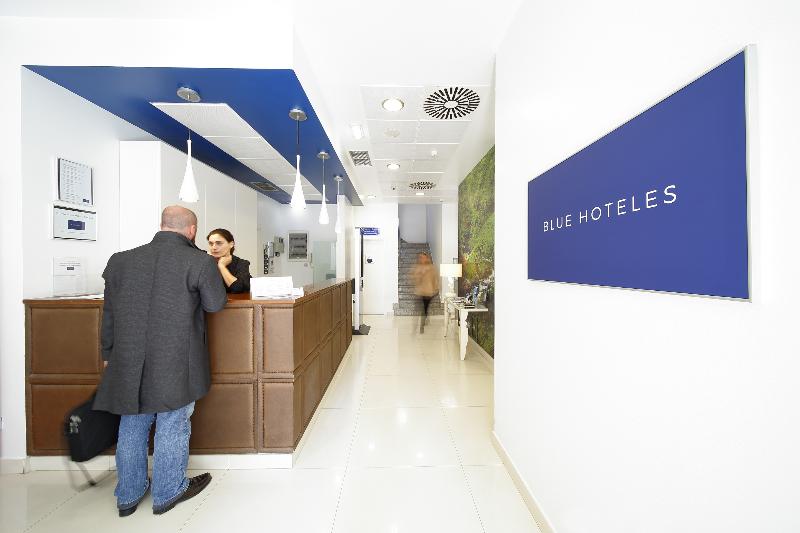 Santa Rosa, Blue Hoteles