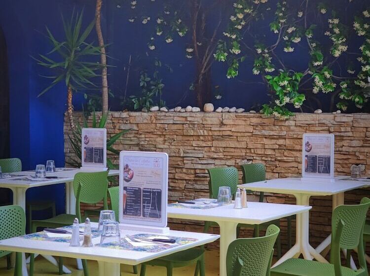 فندق Sud Hôtel Restaurant