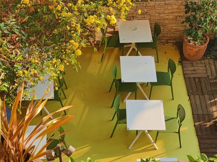 فندق Sud Hôtel Restaurant