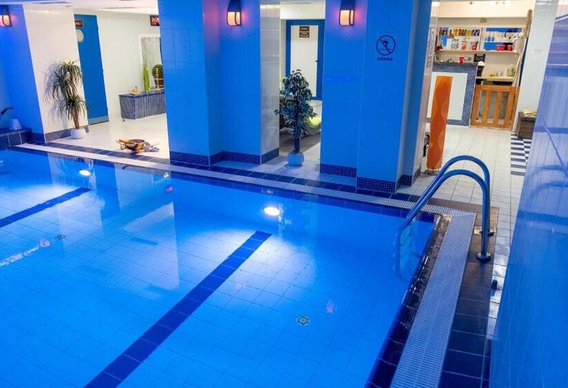 בית מלון כפרי Tommy Wellness & Spa