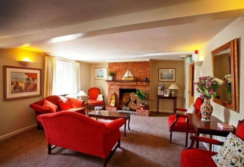 ホテル Wayford Bridge Inn