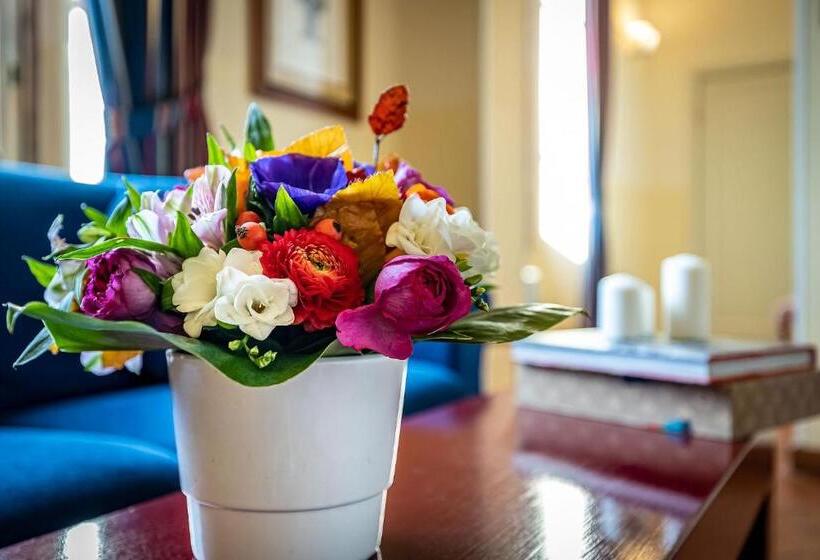 Palazzo Gamba Apartments Al Duomo