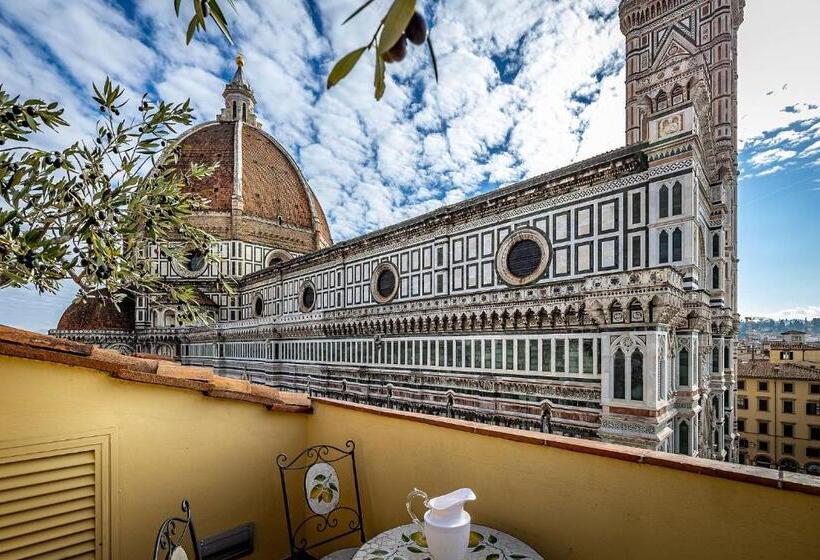 Palazzo Gamba Apartments Al Duomo