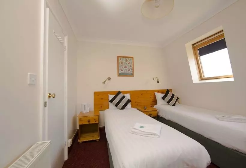 בית מלון כפרי Royal London  By Saba