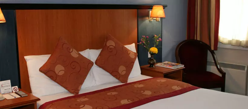 هتل The Chatsworth