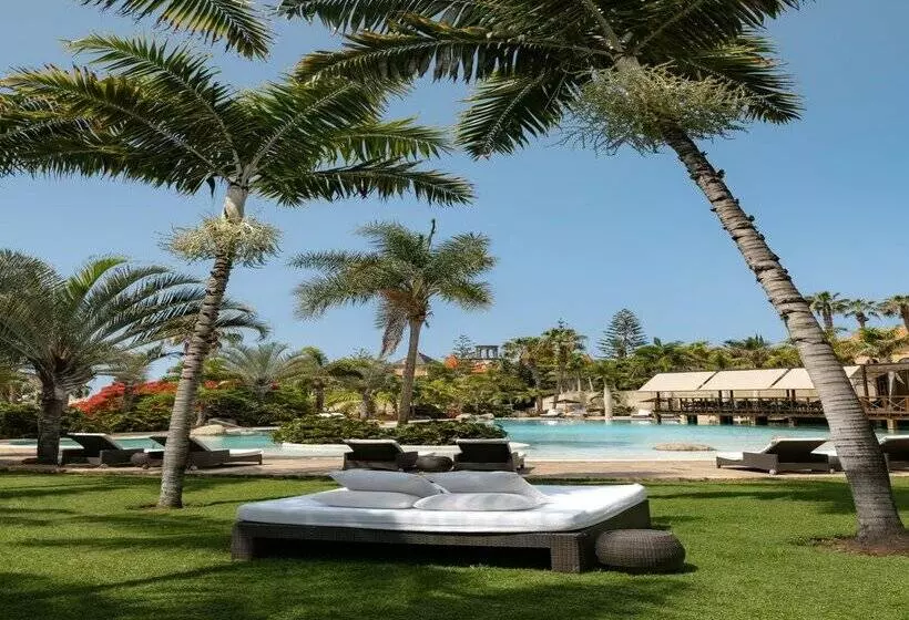 The Villas at Bahia del Duque