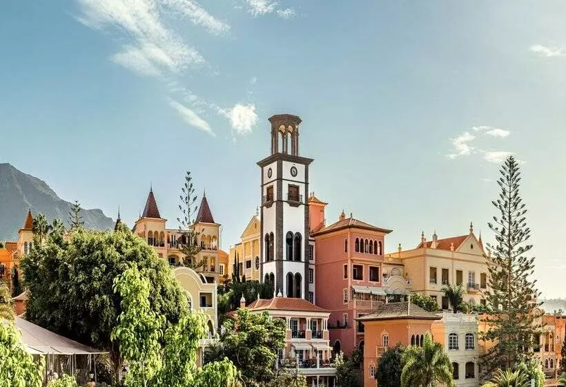 The Villas at Bahia del Duque