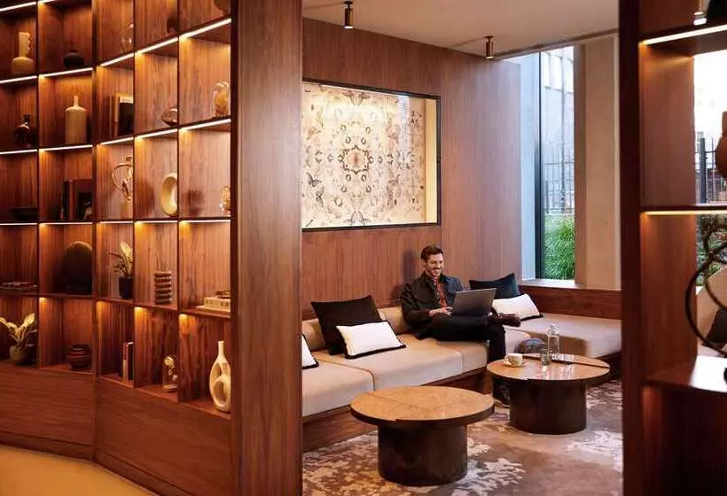 ホテル Canopy By Hilton London City