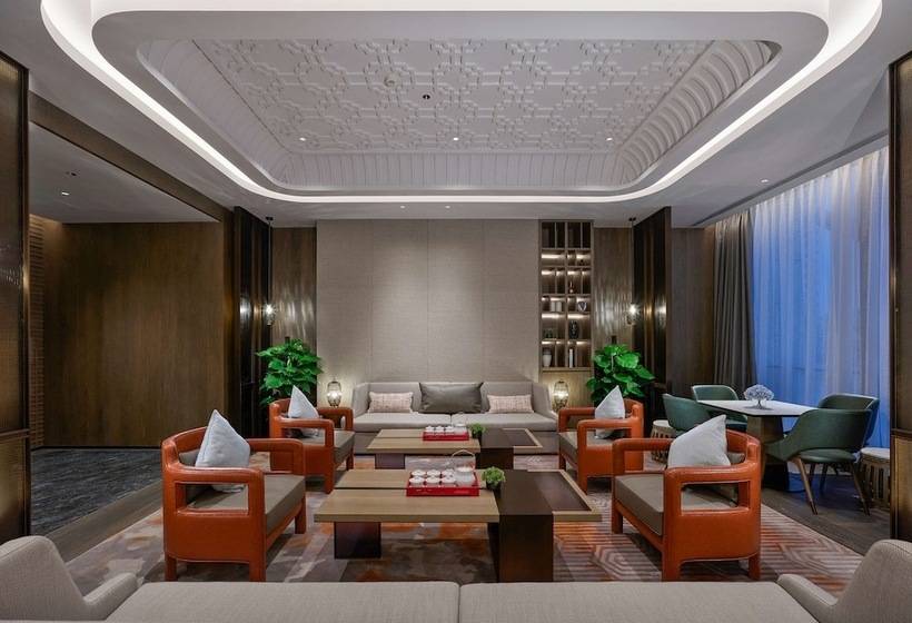 Отель Doubletree By Hilton Qidong, China