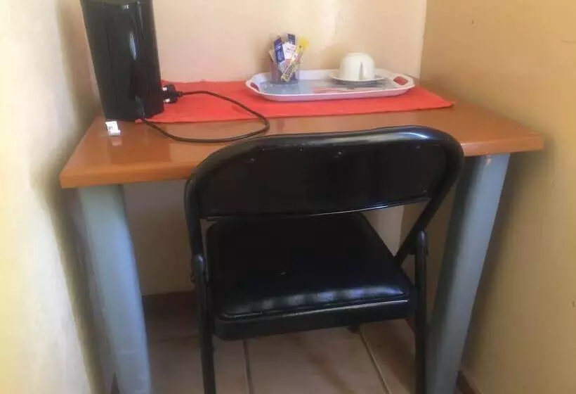 پانسیون Namane Guest House