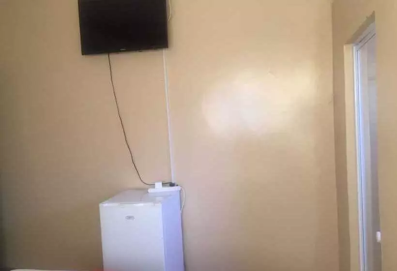 پانسیون Namane Guest House