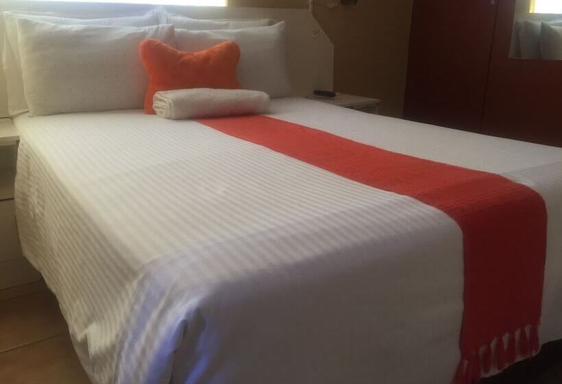 پانسیون Namane Guest House