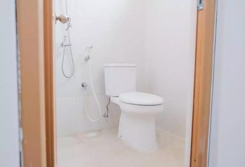 Hotelli Koolkost Near Jalan Veteran Raya