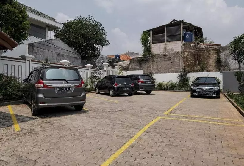 Hotelli Koolkost Near Jalan Veteran Raya