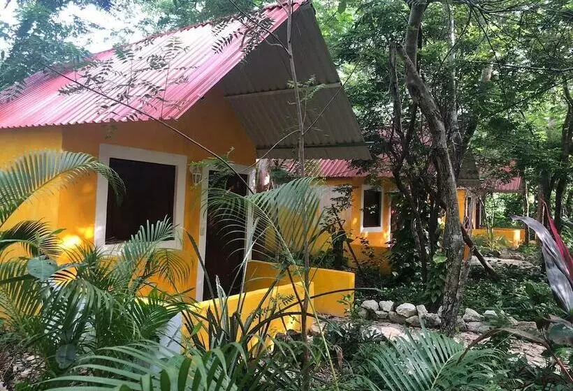 هتل Ecoturismo Yax Ha By Rotamundos