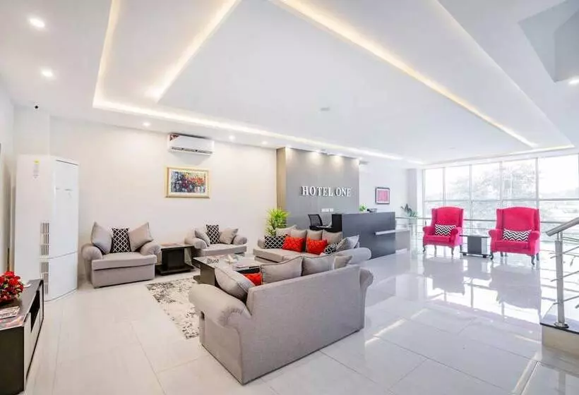 هتل One Mm Alam Road Lahore