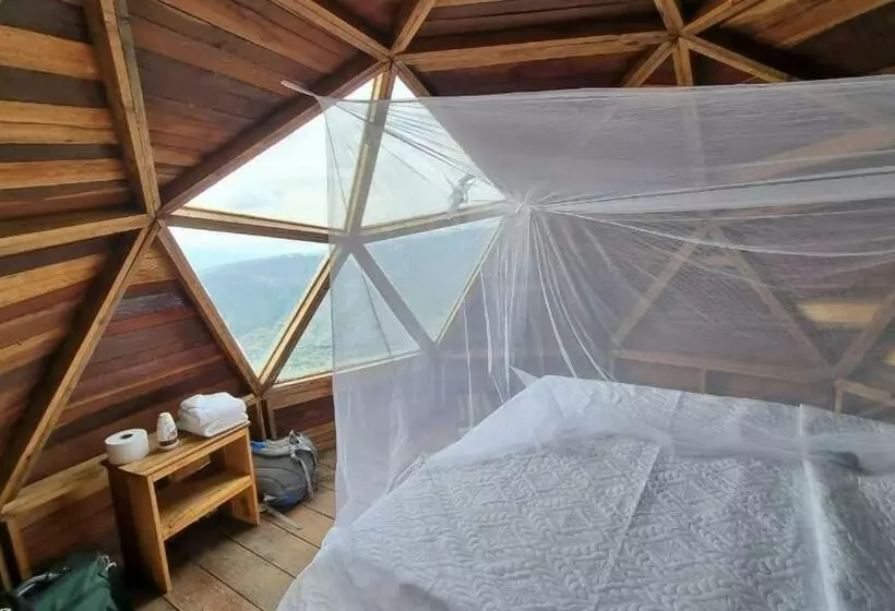 ペンション La Juanita Hostel   Mesa De Los Santos