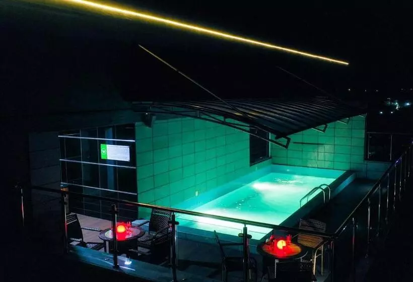 پانسیون Room In Apartment   Limewood Hotel Presidential Suite