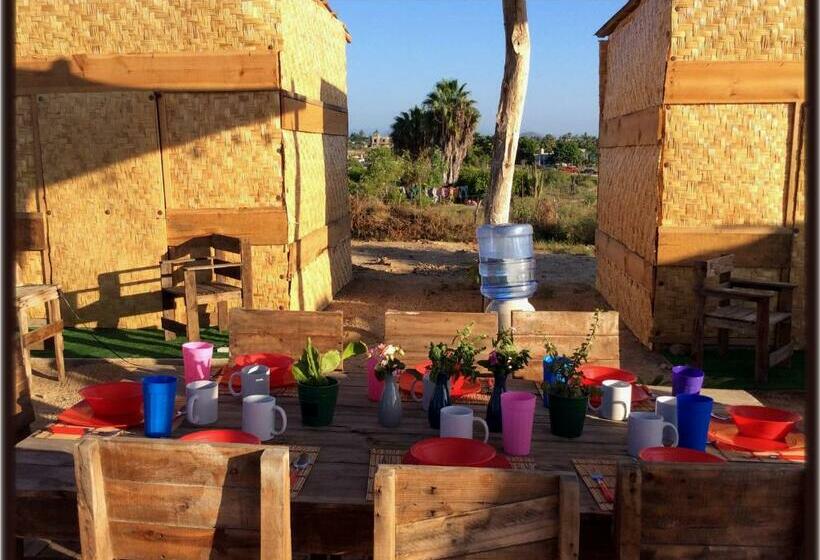 پانسیون Room In Guest Room   Camp   Santos Cabana Constanza