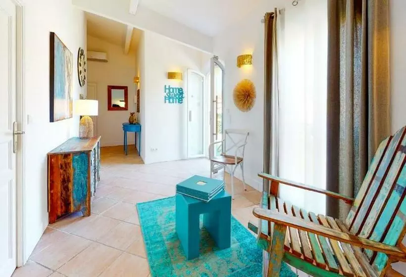 ペンション Villa 35 De Saint Aygulf