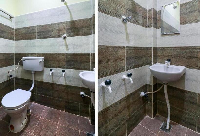 בית מלון כפרי Spot On Raja Lodge