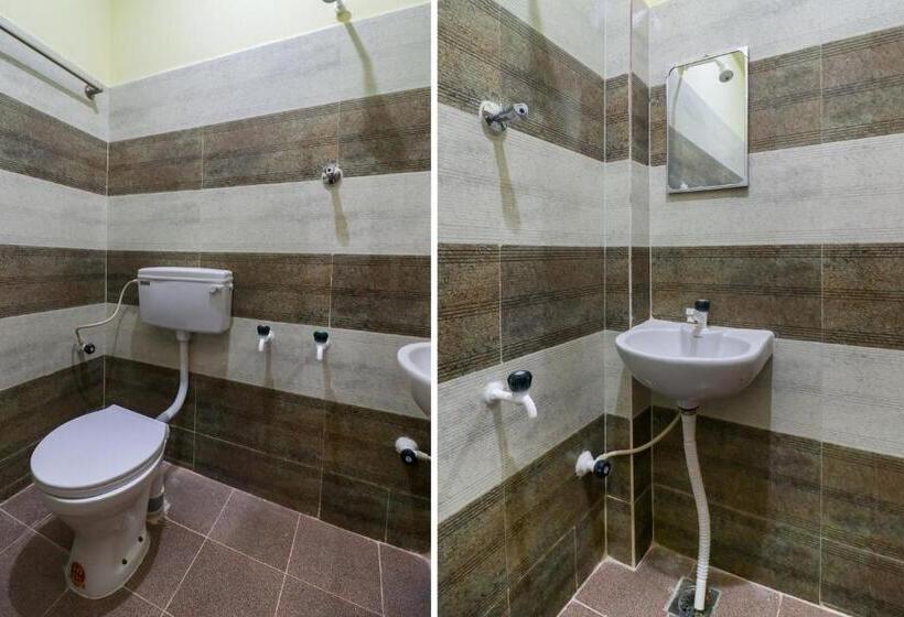 בית מלון כפרי Spot On Raja Lodge