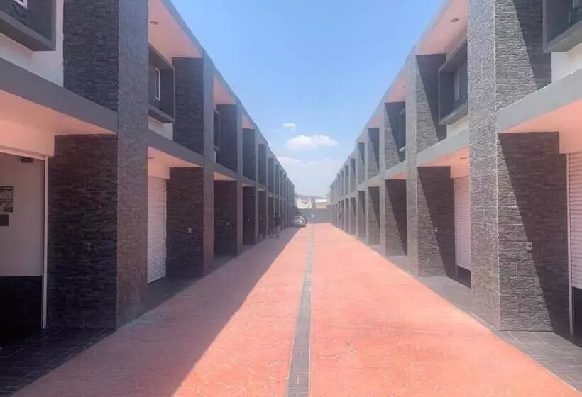 Motel Pedregal Suites