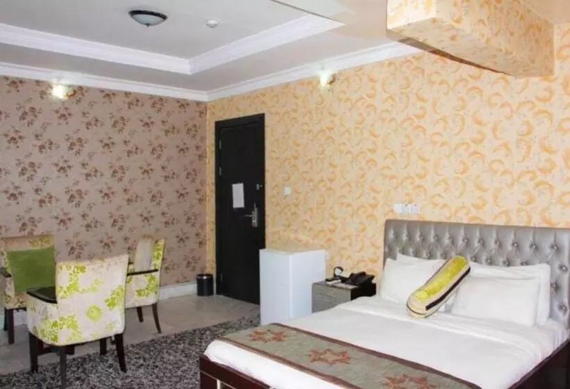 پانسیون Room In Lodge   New Blue Diamond Hotel Rosebud