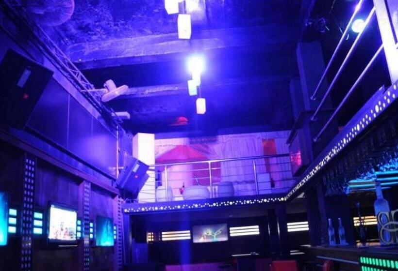 پانسیون Room In Lodge New Blue Diamond Hotel Rosebud