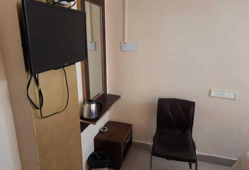 فندق Abhimaan Residency