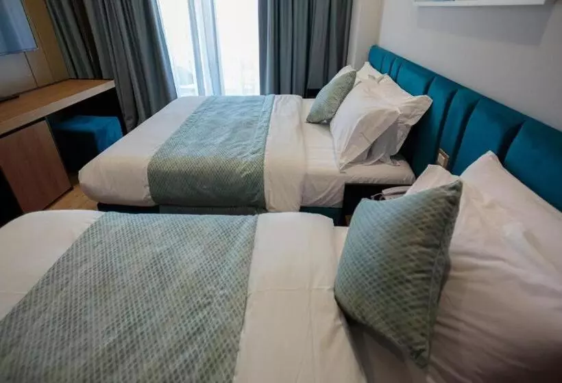 Ames Hotel & Spa