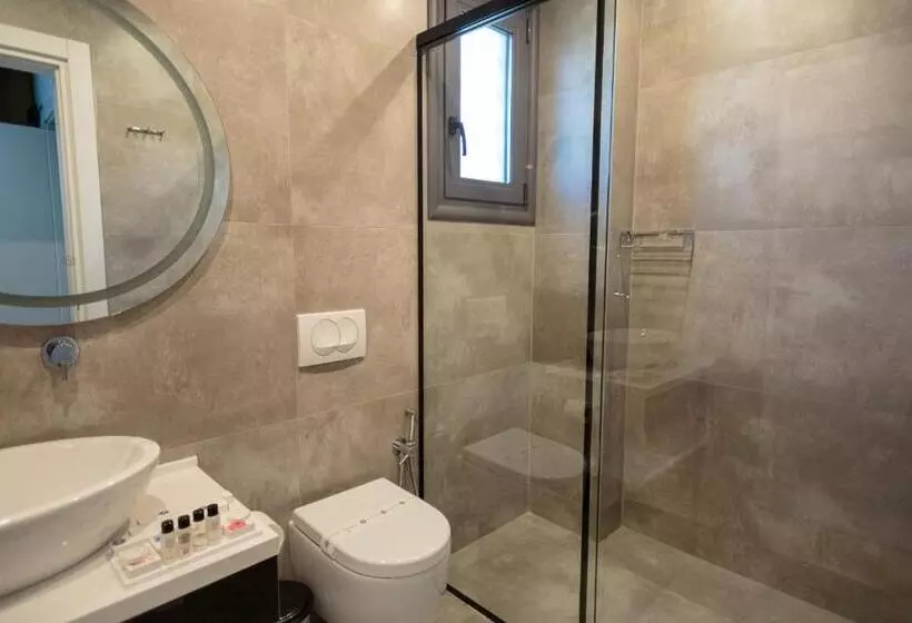 Ames Hotel & Spa