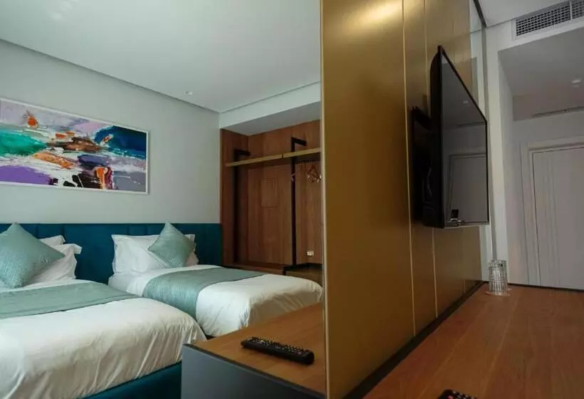 Ames Hotel & Spa