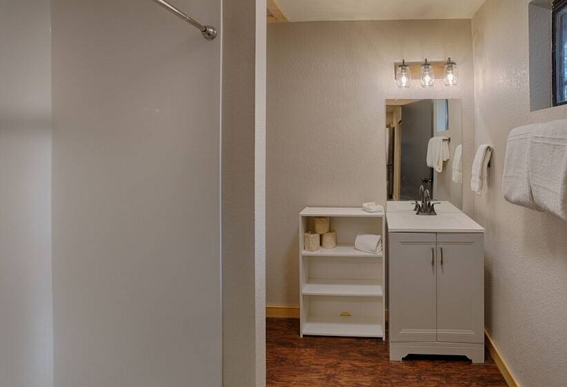 فندق Buck Springs Resort