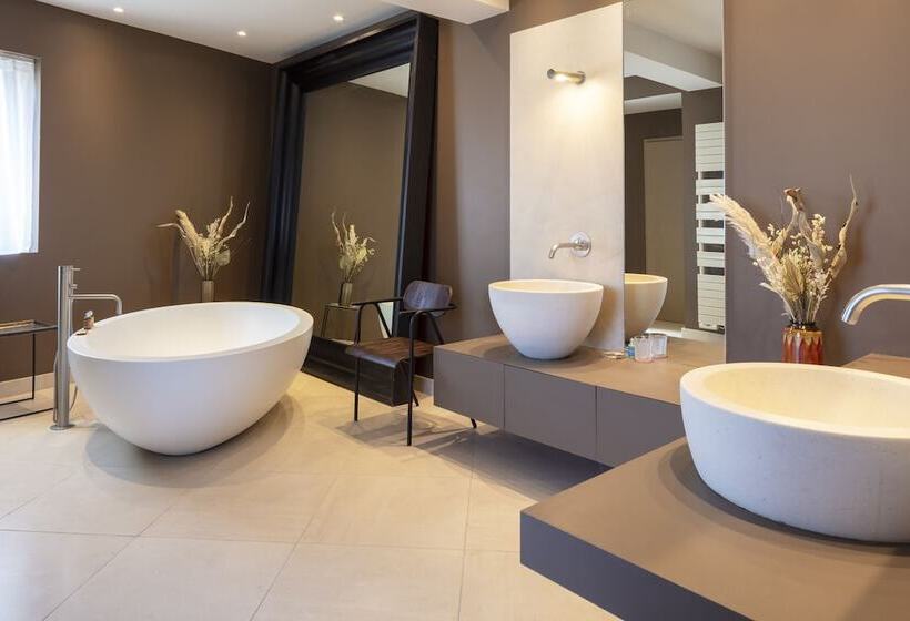 هتل Margaret Hôtel Chouleur