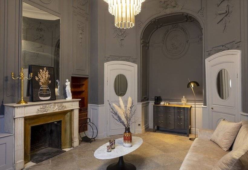 هتل Margaret Hôtel Chouleur