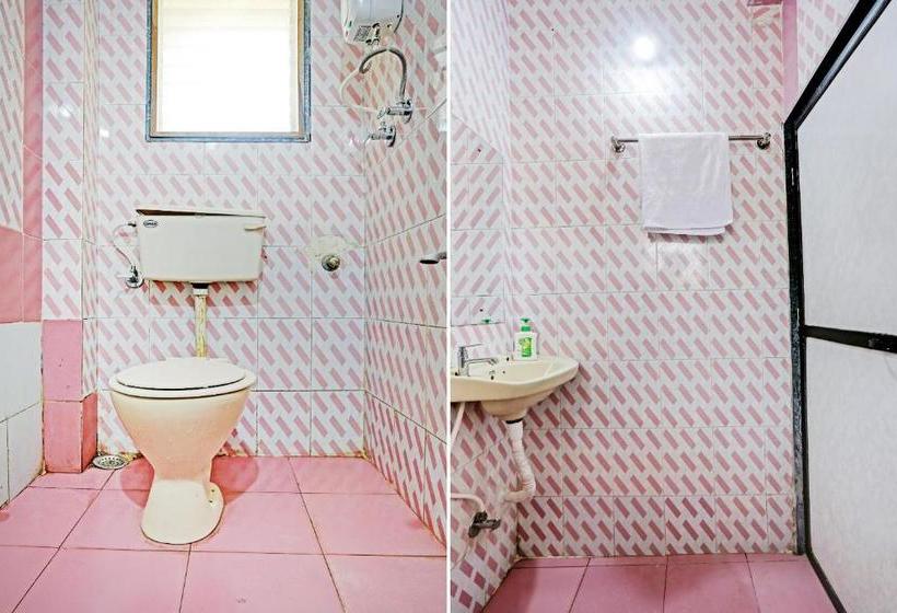 Hotel Oyo 79851  Sai Nitya Residency