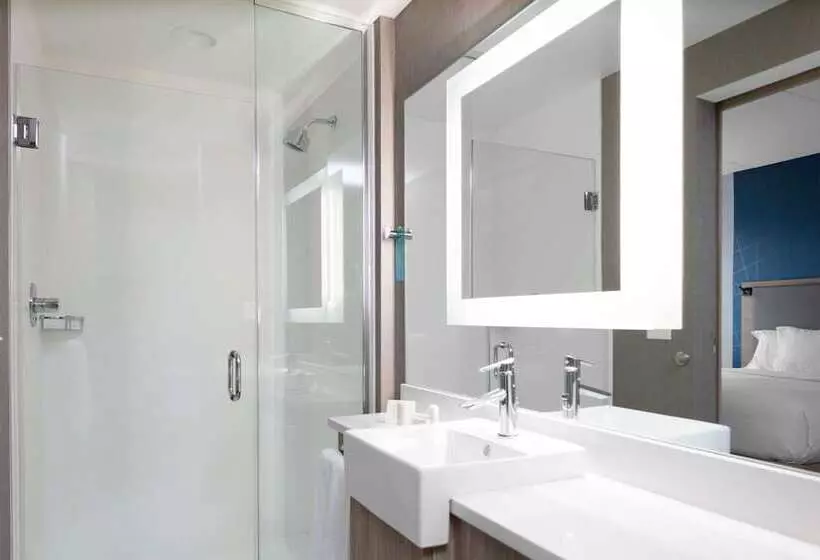 ホテル Springhill Suites By Marriott Durham City View